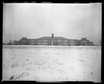 Lafayette High School (Lafayette Parkway at North Picadome Park);                             front exterior