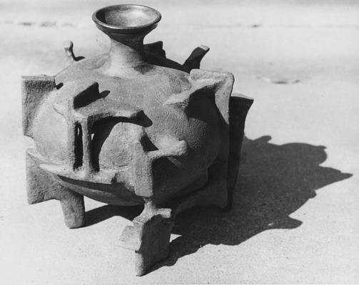 A ceramic pot by John Tuska